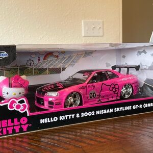 Hello Kitty Pink & Black Nissan Skyline GT-R Die-Cast Toy Car